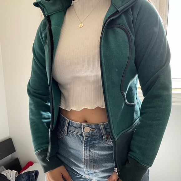 Retro cropped Lululemon Scuba Hoodie - Picture 3 of 3